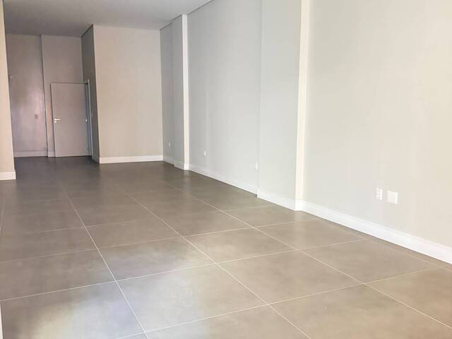 Sala para Locação em Balneário Camboriú - 2
