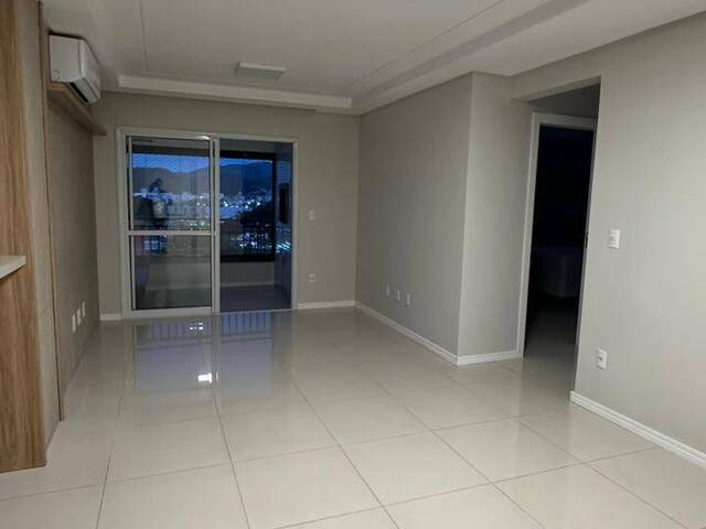 Apartamento para Venda em Balneário Camboriú - 3