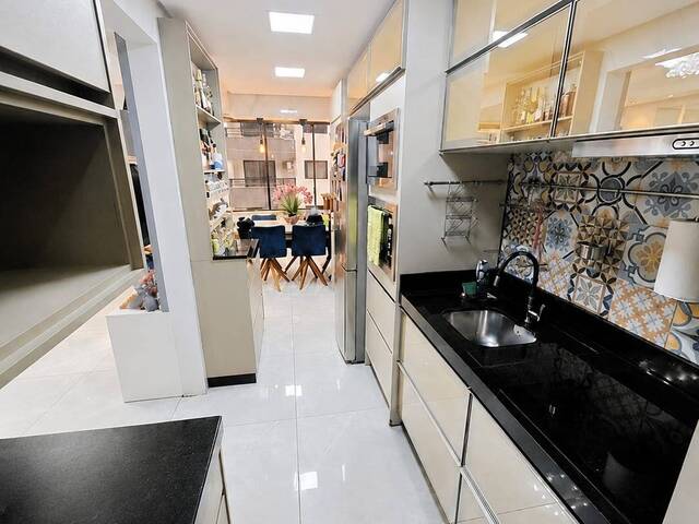 Apartamento para Venda em Balneário Camboriú - 3