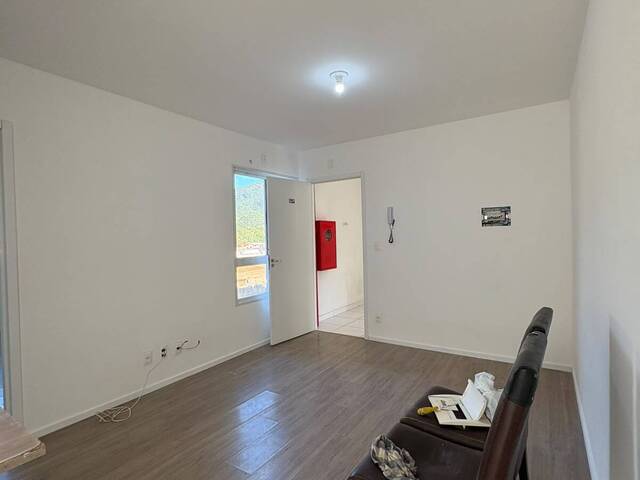 #2000 - Apartamento para Locação em Camboriú - SC