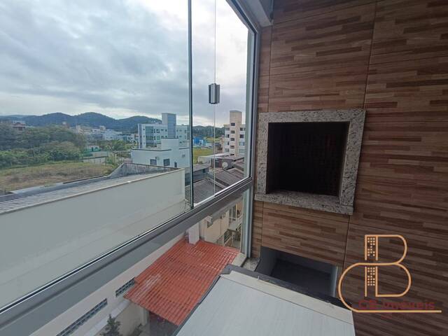Apartamento para Venda em Camboriú - 3