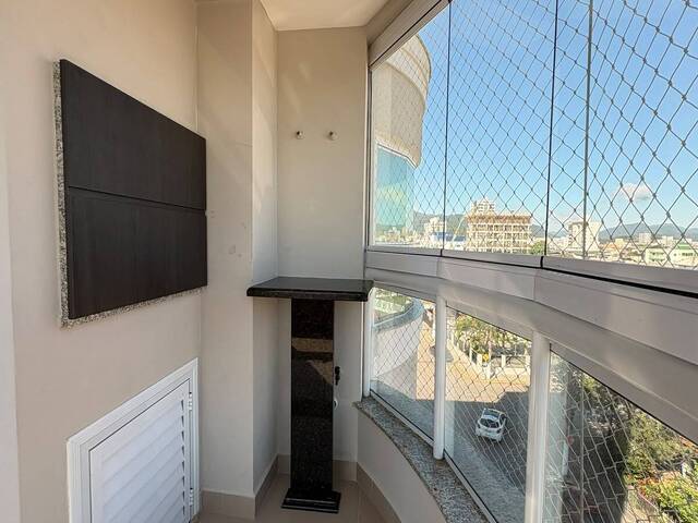 Apartamento para Venda em Camboriú - 4