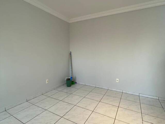 Apartamento para Venda em Camboriú - 4